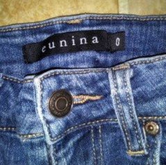 Jeans - Picture 3 of 3